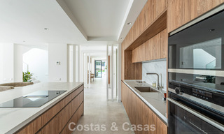 Villa méditerranéenne de luxe à vendre au cœur de Nueva Andalucia, Marbella 777751 