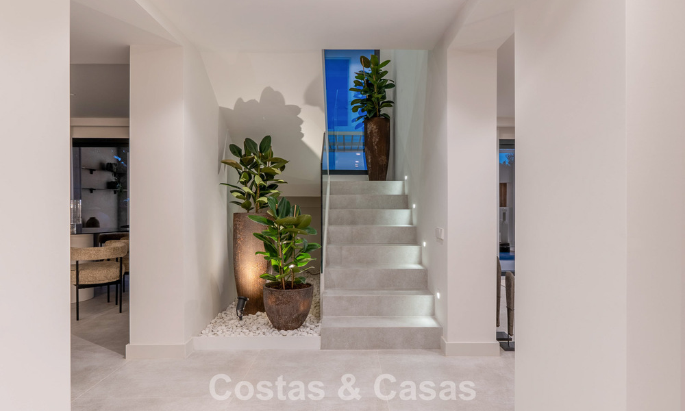 Villa méditerranéenne de luxe à vendre au cœur de Nueva Andalucia, Marbella 777761