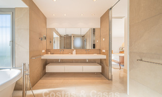 Villa méditerranéenne à vendre à distance de marche de la plage sur le Nouveau Mille d'Or entre Marbella et Estepona 57911 