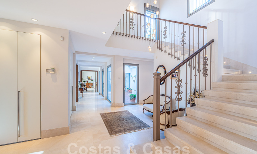 Villa méditerranéenne à vendre à distance de marche de la plage sur le Nouveau Mille d'Or entre Marbella et Estepona 57921