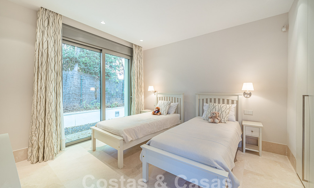 Villa méditerranéenne à vendre à distance de marche de la plage sur le Nouveau Mille d'Or entre Marbella et Estepona 57922