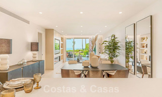 Appartement de jardin à vendre avec vue sur la mer dans un complexe de plage emblématique sur le nouveau Golden Mile entre San Pedro et Estepona 57936 