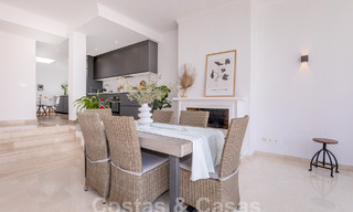 Spacieuse maison à vendre avec vue à 360°, adjacente au terrain de golf de La Quinta, Marbella - Benahavis 57975 