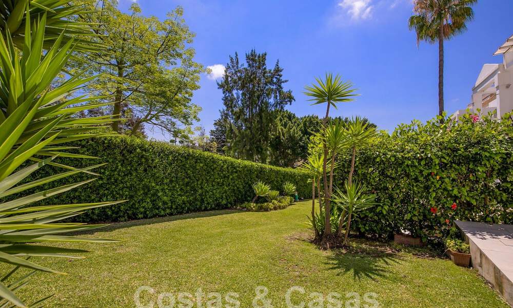 Spacieuse maison à vendre avec vue à 360°, adjacente au terrain de golf de La Quinta, Marbella - Benahavis 57976