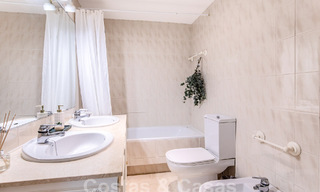 Spacieuse maison à vendre avec vue à 360°, adjacente au terrain de golf de La Quinta, Marbella - Benahavis 57994 