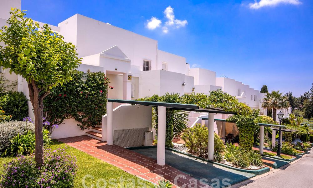 Spacieuse maison à vendre avec vue à 360°, adjacente au terrain de golf de La Quinta, Marbella - Benahavis 58001
