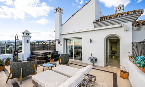 Penthouse à vendre avec vue panoramique sur la mer dans les collines de Marbella - Benahavis 58010