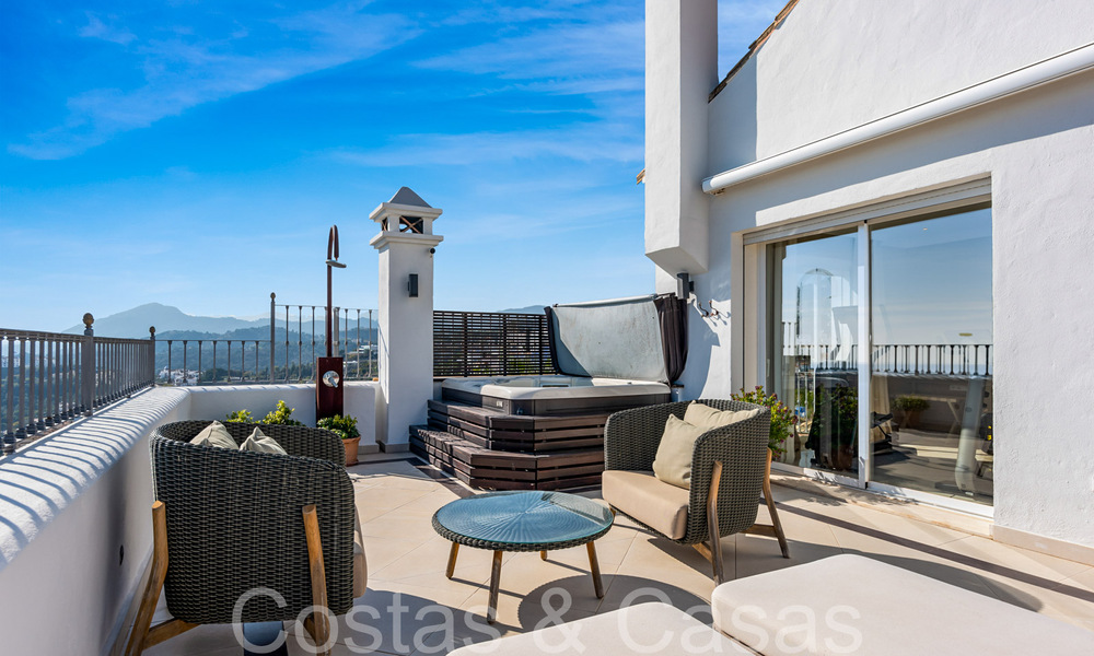 Penthouse à vendre avec vue panoramique sur la mer dans les collines de Marbella - Benahavis 67387