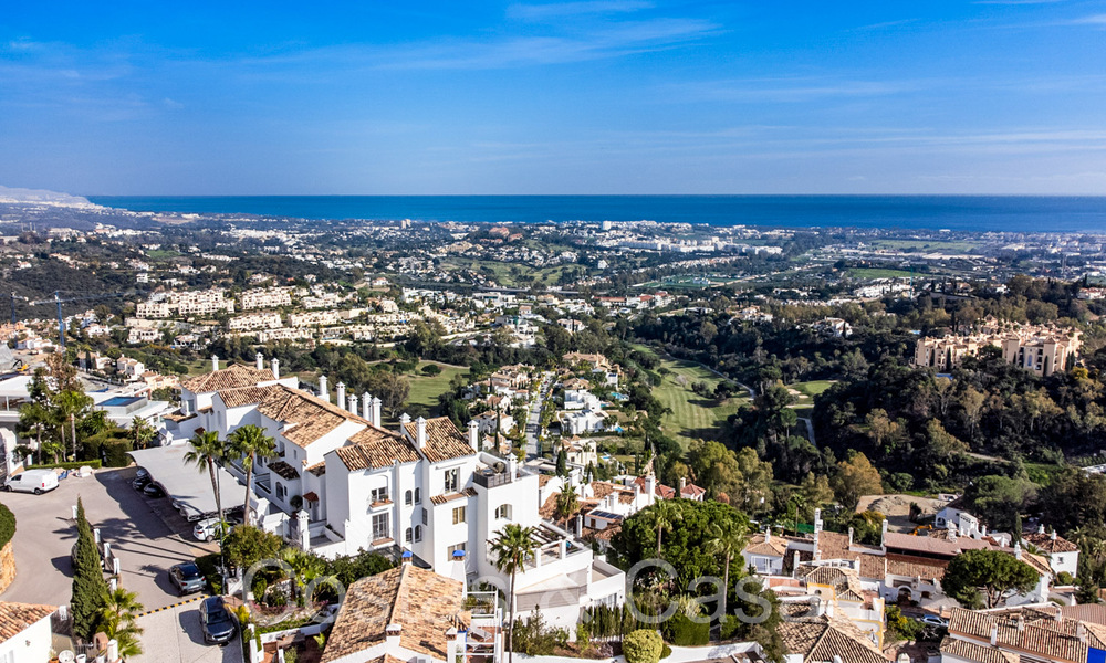 Penthouse à vendre avec vue panoramique sur la mer dans les collines de Marbella - Benahavis 67397