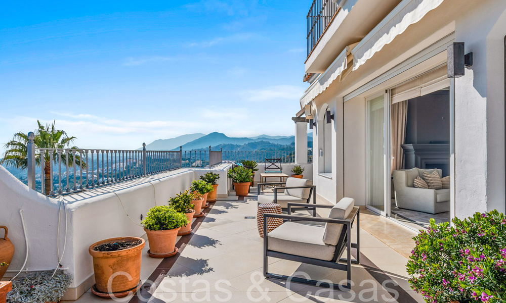 Penthouse à vendre avec vue panoramique sur la mer dans les collines de Marbella - Benahavis 67404