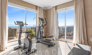 Penthouse à vendre avec vue panoramique sur la mer dans les collines de Marbella - Benahavis 67417 