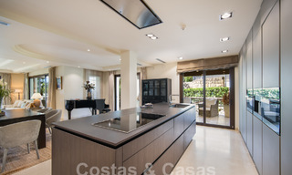 Appartement de luxe à vendre avec piscine privée dans un complexe haut de gamme à Nueva Andalucia, Marbella 58056 