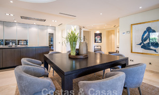 Appartement de luxe à vendre avec piscine privée dans un complexe haut de gamme à Nueva Andalucia, Marbella 58059 