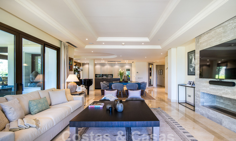 Appartement de luxe à vendre avec piscine privée dans un complexe haut de gamme à Nueva Andalucia, Marbella 58060