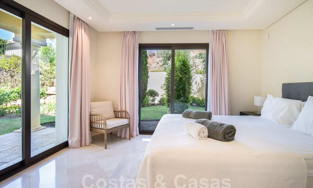 Appartement de luxe à vendre avec piscine privée dans un complexe haut de gamme à Nueva Andalucia, Marbella 58069