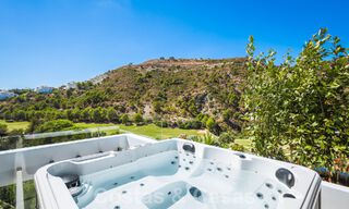 Villa de luxe à vendre dans un complexe de golf exclusif et fermé avec vue panoramique à La Quinta, Marbella - Benahavis 59072 