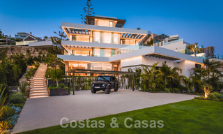 Villa de luxe à vendre dans un complexe de golf exclusif et fermé avec vue panoramique à La Quinta, Marbella - Benahavis 59077 