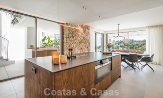 Villa de luxe à vendre dans un complexe de golf exclusif et fermé avec vue panoramique à La Quinta, Marbella - Benahavis 59088 
