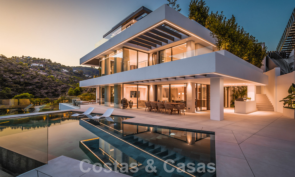 Villa de luxe à vendre dans un complexe de golf exclusif et fermé avec vue panoramique à La Quinta, Marbella - Benahavis 59099