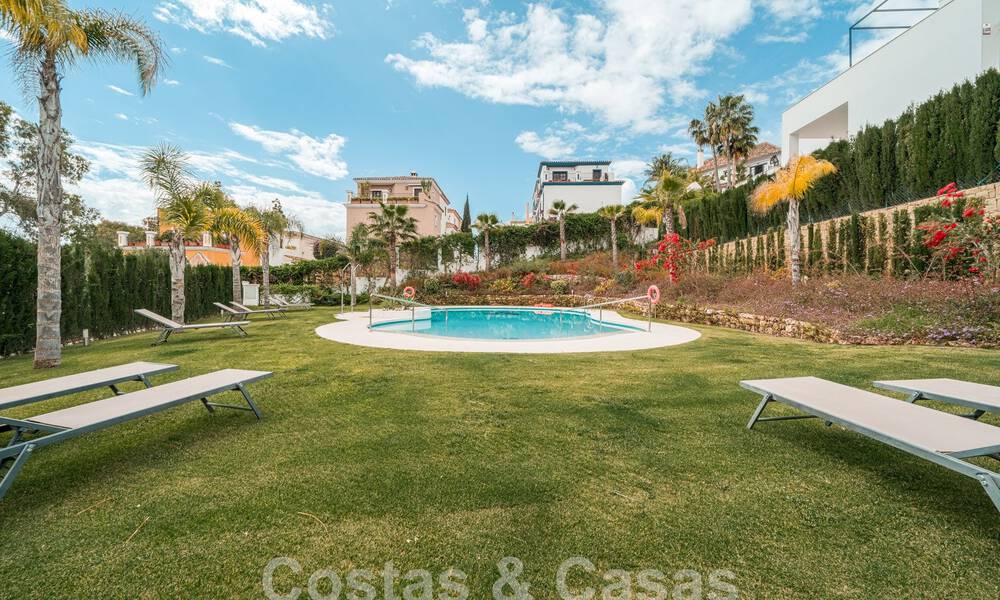 Appartement moderne avec jardin à vendre avec 3 chambres à coucher dans un complexe résidentiel sur le Golden Mile de Marbella 58577