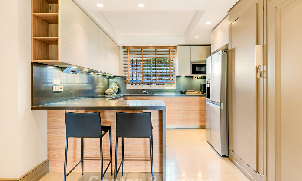 Charmant appartement avec jardin à vendre dans un complexe résidentiel privilégié à La Quinta, Marbella – Benahavis 58584