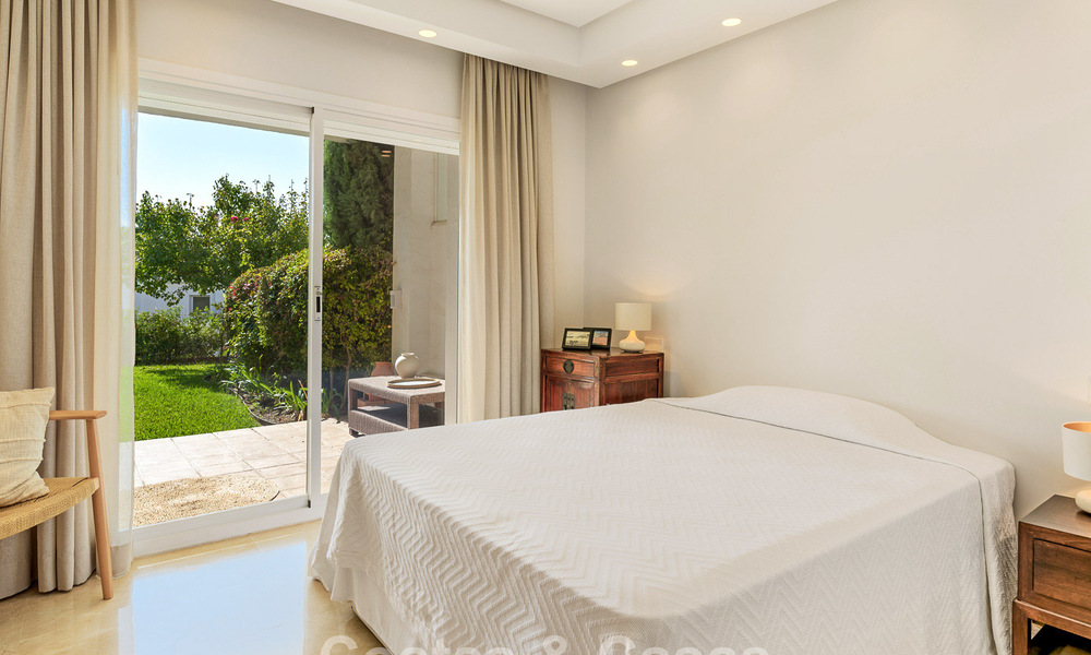 Charmant appartement avec jardin à vendre dans un complexe résidentiel privilégié à La Quinta, Marbella – Benahavis 58594