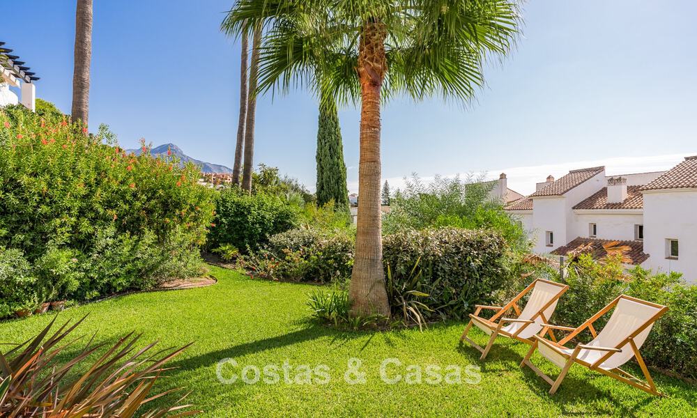 Charmant appartement avec jardin à vendre dans un complexe résidentiel privilégié à La Quinta, Marbella – Benahavis 58601