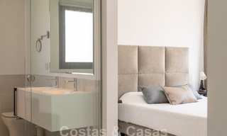 Penthouse moderne avec solarium spacieux à vendre sur le nouveau Golden Mile entre Marbella et Estepona 58783 