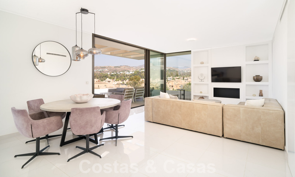 Penthouse moderne avec solarium spacieux à vendre sur le nouveau Golden Mile entre Marbella et Estepona 58788