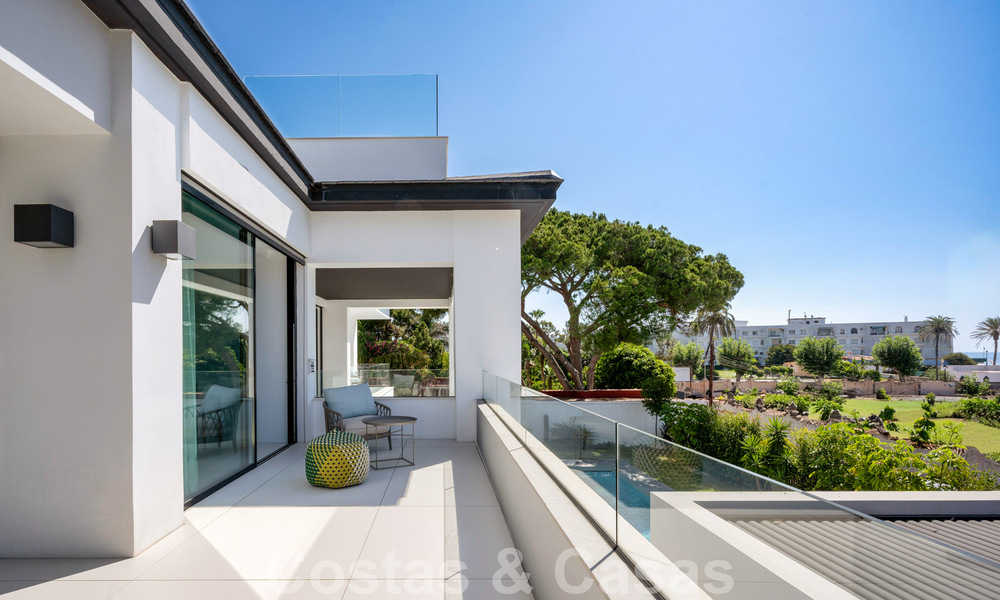 Villa moderne de luxe à vendre à deux pas de la plage et de toutes les commodités à San Pedro, Marbella 58650