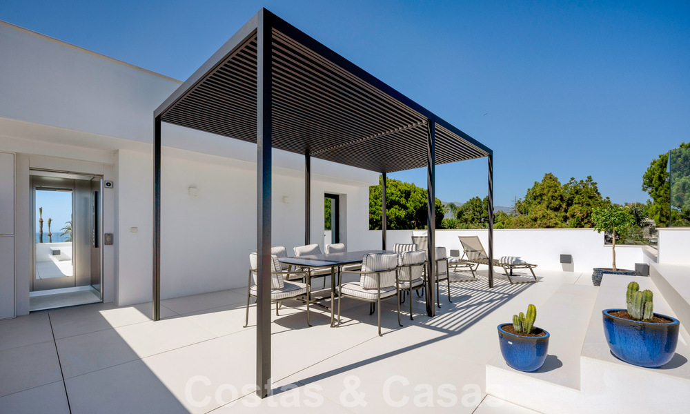 Villa moderne de luxe à vendre à deux pas de la plage et de toutes les commodités à San Pedro, Marbella 58662
