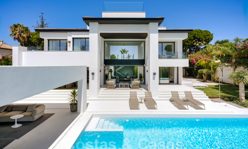 Villa moderne de luxe à vendre à deux pas de la plage et de toutes les commodités à San Pedro, Marbella 58677