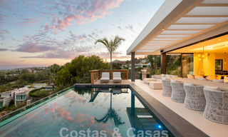 Prestigieuse villa de luxe moderne à vendre avec vue imprenable sur la mer dans une communauté fermée à Marbella - Benahavis 58693 