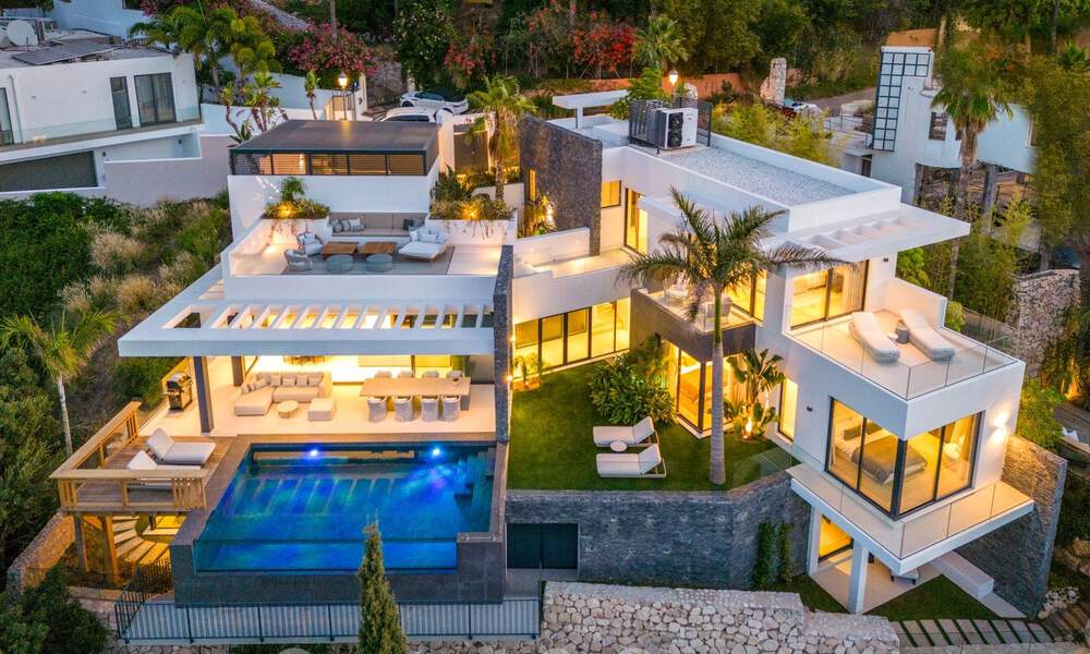 Prestigieuse villa de luxe moderne à vendre avec vue imprenable sur la mer dans une communauté fermée à Marbella - Benahavis 58697