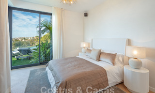 Prestigieuse villa de luxe moderne à vendre avec vue imprenable sur la mer dans une communauté fermée à Marbella - Benahavis 58712 