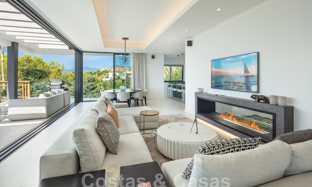 Prestigieuse villa de luxe moderne à vendre avec vue imprenable sur la mer dans une communauté fermée à Marbella - Benahavis 58713