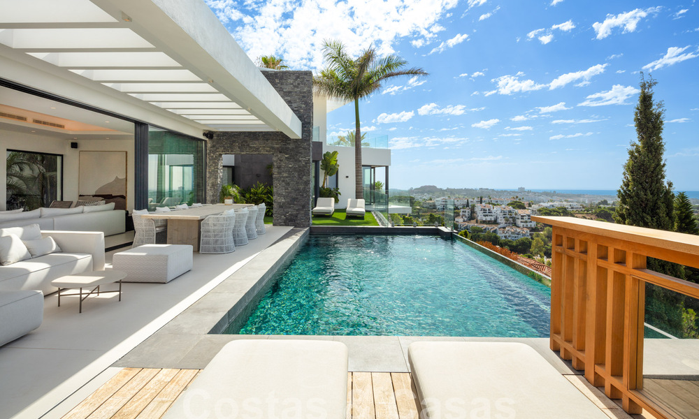 Prestigieuse villa de luxe moderne à vendre avec vue imprenable sur la mer dans une communauté fermée à Marbella - Benahavis 58716
