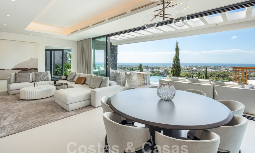 Prestigieuse villa de luxe moderne à vendre avec vue imprenable sur la mer dans une communauté fermée à Marbella - Benahavis 58721