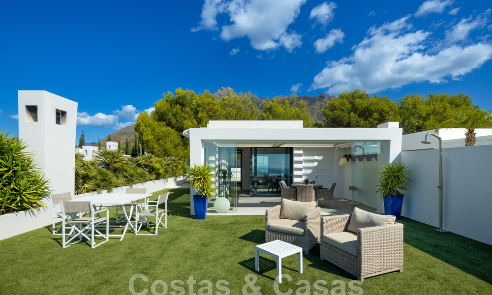 Penthouse moderne à vendre avec une vue phénoménale sur la mer dans le quartier exclusif de Sierra Blanca, Marbella 58737