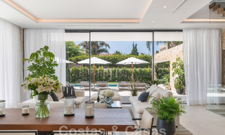 Villa contemporaine de luxe, prête à être emménagée, à vendre à distance de marche de Puerto Banus et de la plage à San Pedro, Marbella 59023 