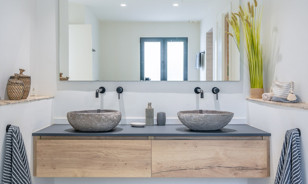 Villa andalouse de luxe au charme intemporel à vendre sur un golf de première ligne à Benahavis - Marbella 58848