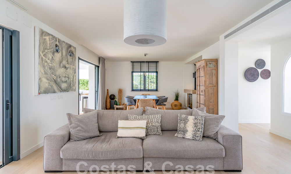 Villa andalouse de luxe au charme intemporel à vendre sur un golf de première ligne à Benahavis - Marbella 58857