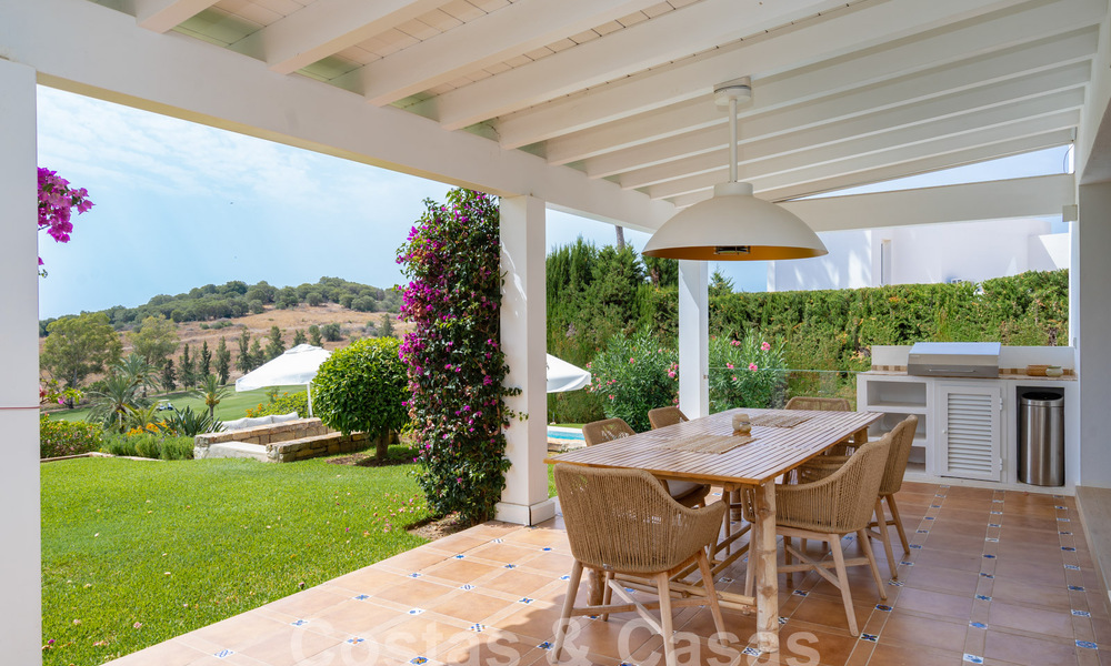 Villa andalouse de luxe au charme intemporel à vendre sur un golf de première ligne à Benahavis - Marbella 58865
