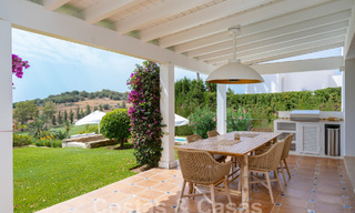 Villa andalouse de luxe au charme intemporel à vendre sur un golf de première ligne à Benahavis - Marbella 58865 