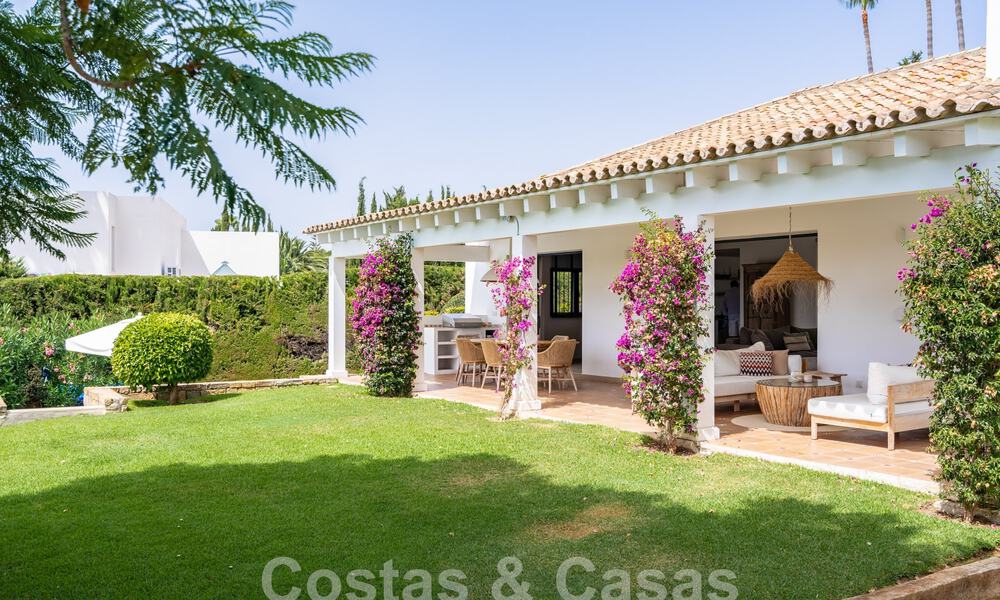 Villa andalouse de luxe au charme intemporel à vendre sur un golf de première ligne à Benahavis - Marbella 58866