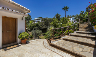Villa espagnole à vendre avec grand jardin proche des commodités à l'est de Marbella 58915 