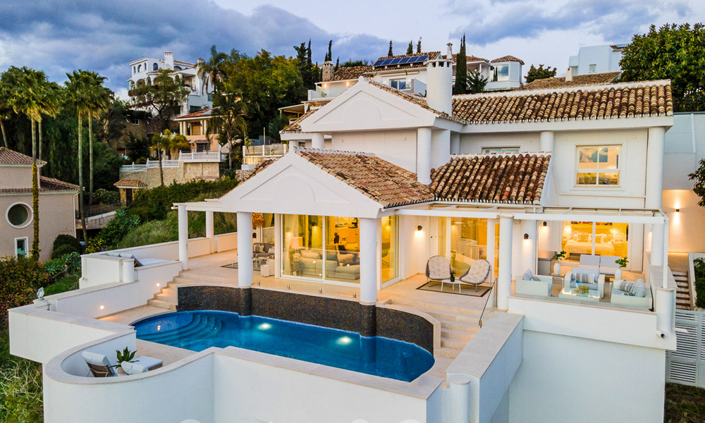 Villa méditerranéenne de luxe avec vue panoramique sur la mer à vendre dans la vallée du golf de Nueva Andalucia à Marbella 59114