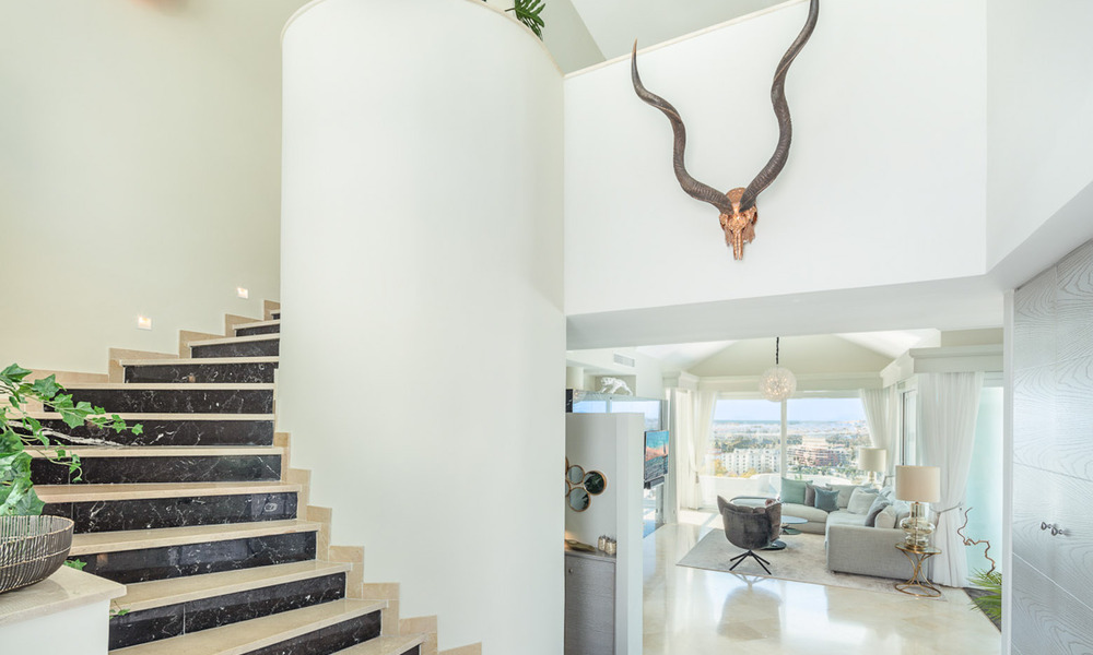 Villa méditerranéenne de luxe avec vue panoramique sur la mer à vendre dans la vallée du golf de Nueva Andalucia à Marbella 59119