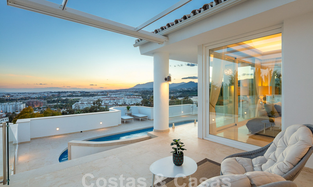 Villa méditerranéenne de luxe avec vue panoramique sur la mer à vendre dans la vallée du golf de Nueva Andalucia à Marbella 59134