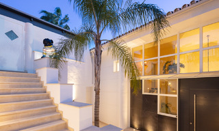 Villa méditerranéenne de luxe avec vue panoramique sur la mer à vendre dans la vallée du golf de Nueva Andalucia à Marbella 59138 